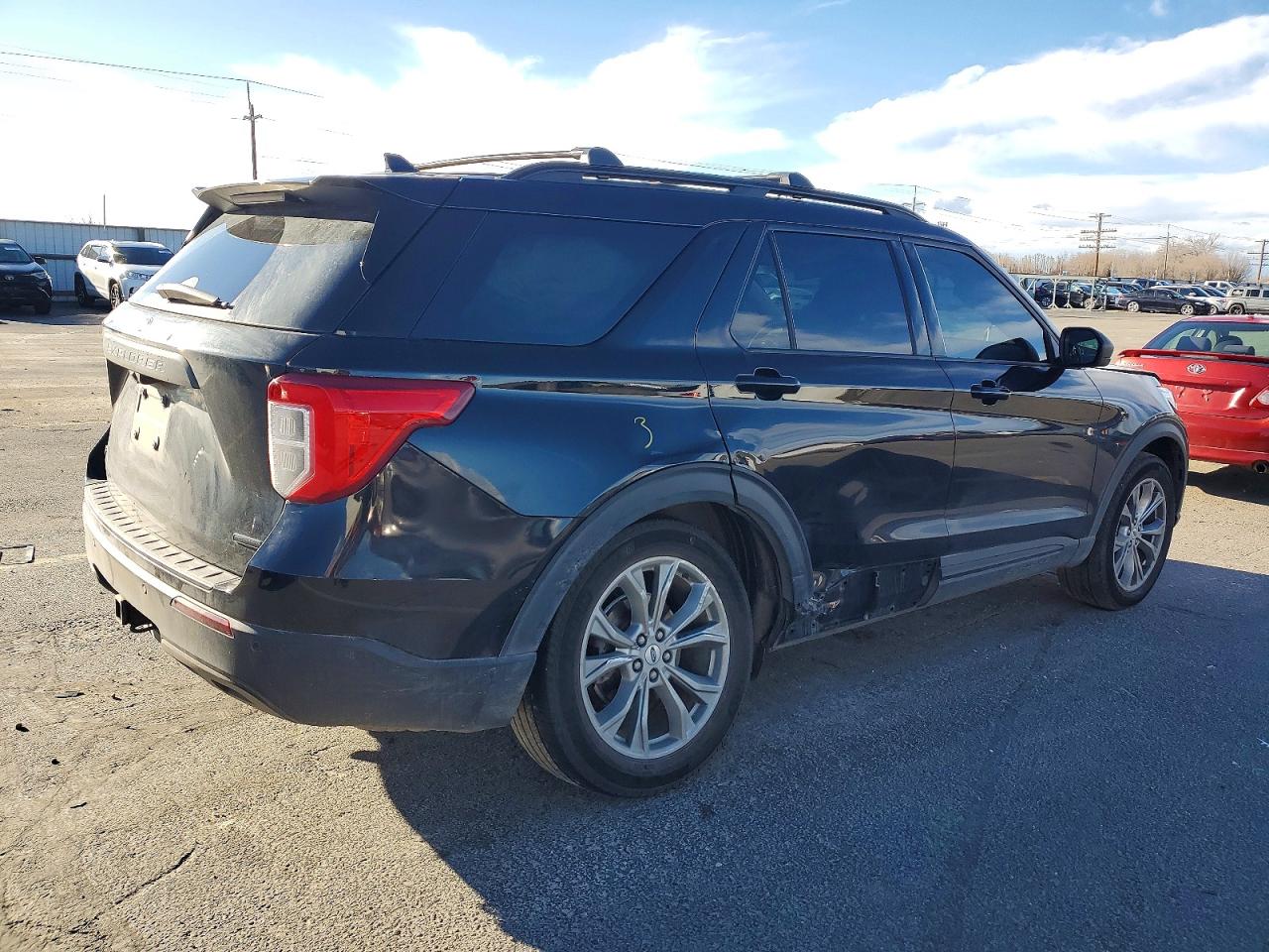 2020 FORD EXPLORER XLT photo 5