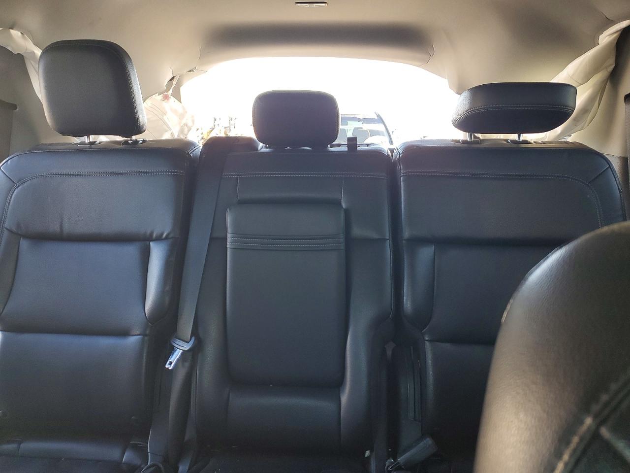 2020 FORD EXPLORER XLT photo 19