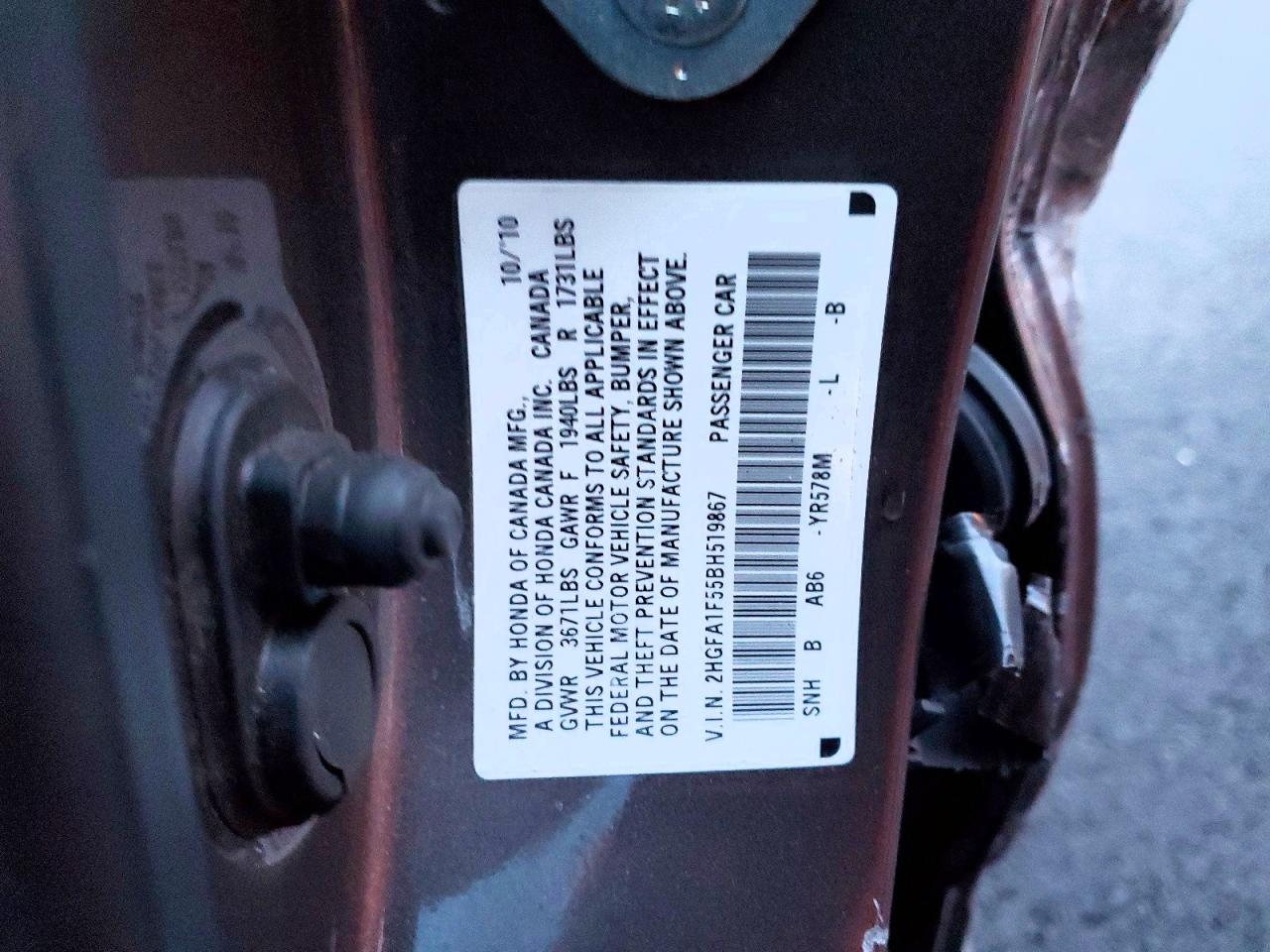 2011 HONDA CIVIC LX photo 23