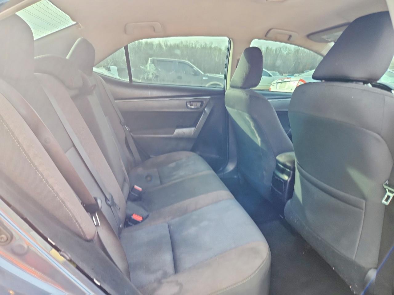 2017 TOYOTA COROLLA L photo 19