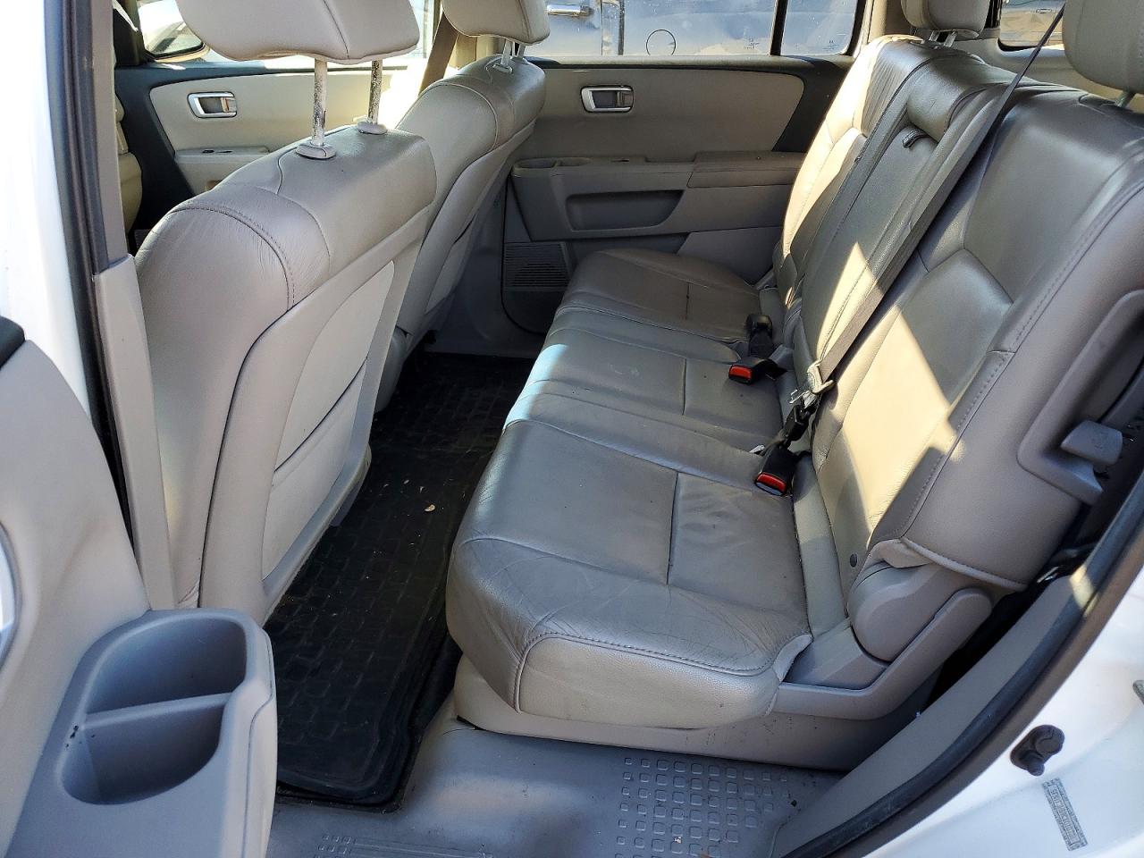 2012 HONDA PILOT EXL photo 31