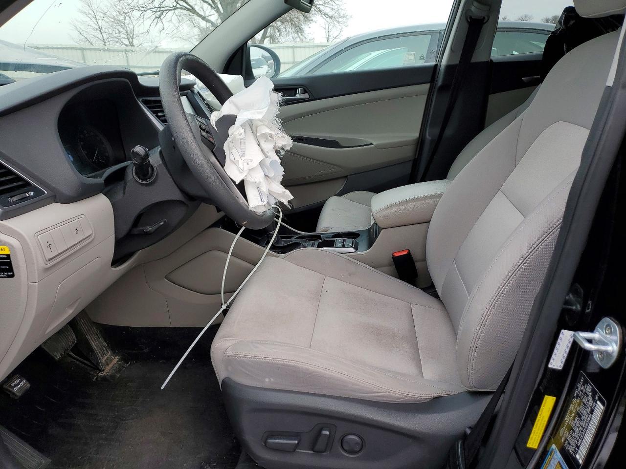2018 HYUNDAI TUCSON SEL photo 19