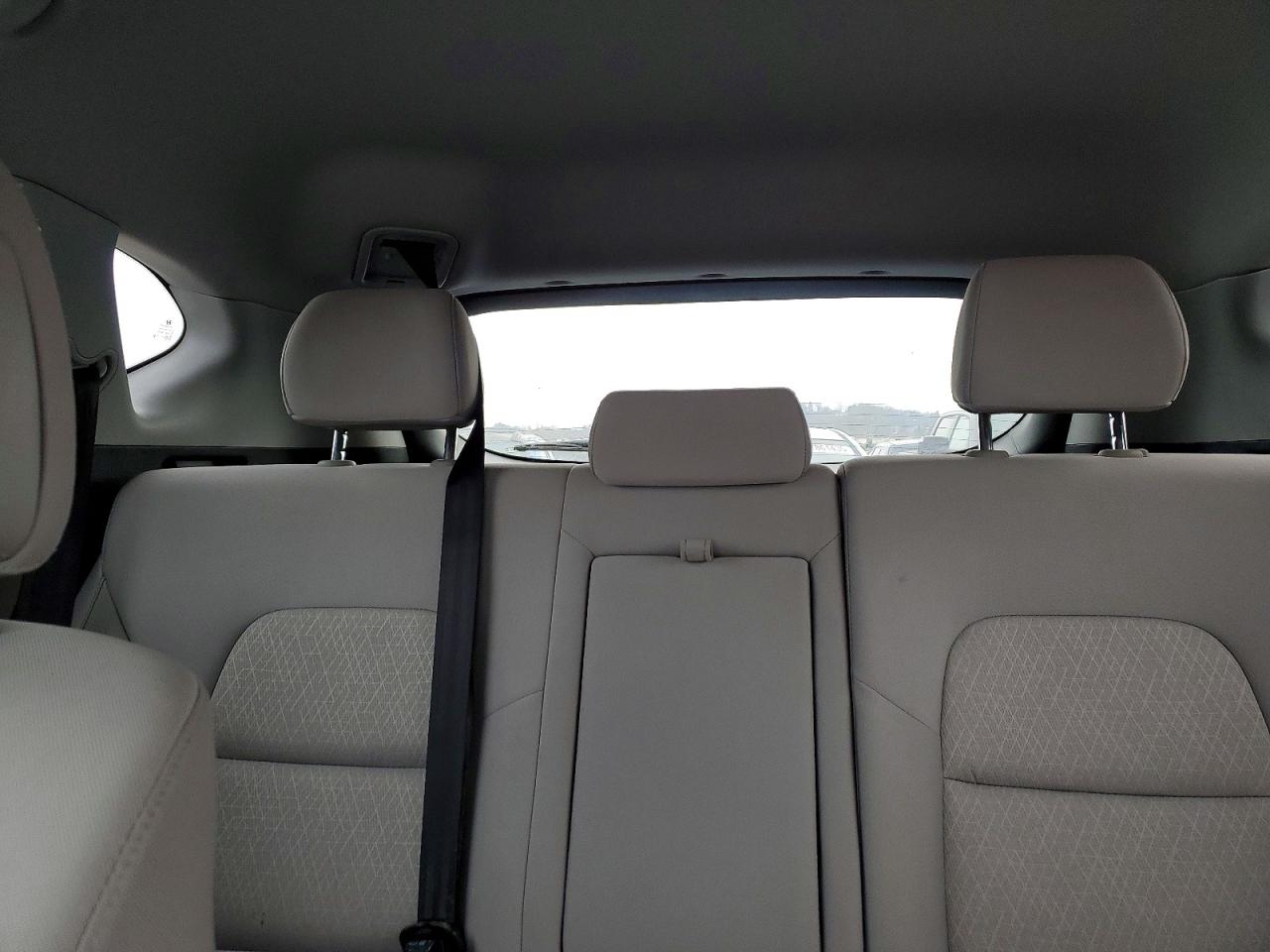 2018 HYUNDAI TUCSON SEL photo 28
