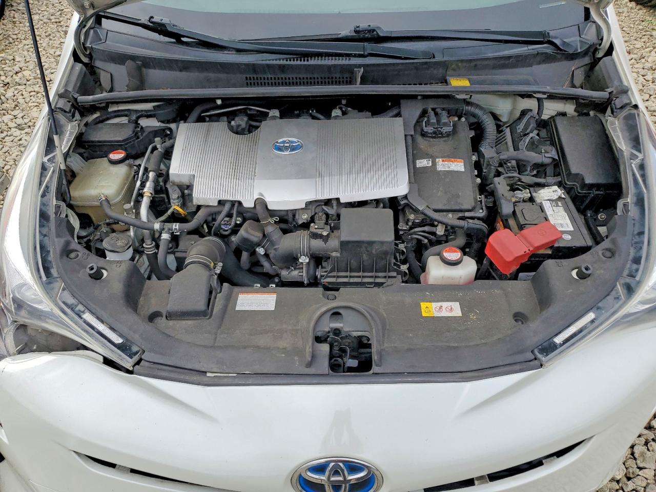 2016 TOYOTA PRIUS photo 21