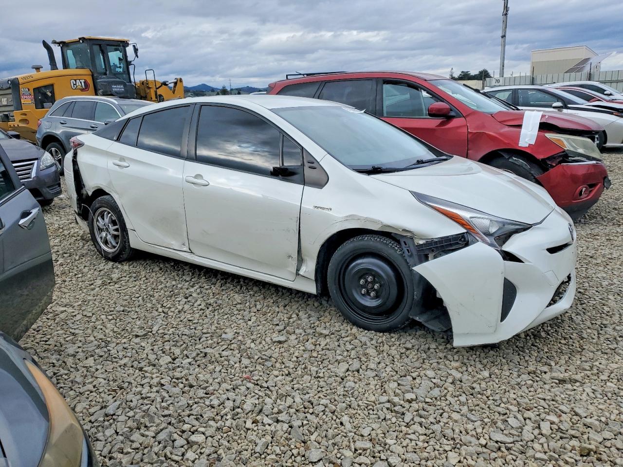 2016 TOYOTA PRIUS photo 7