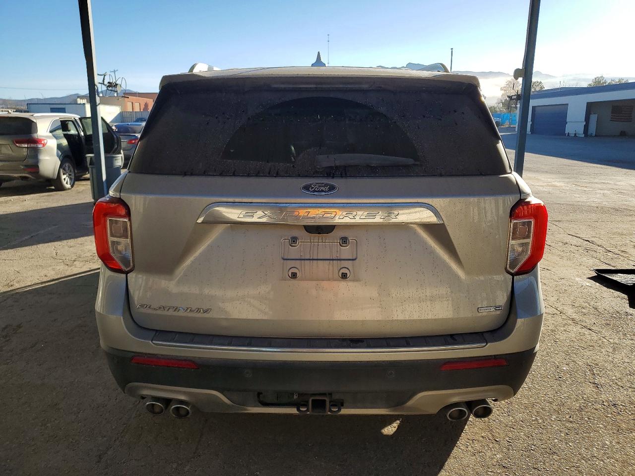 2020 FORD EXPLORER PLATINUM photo 6