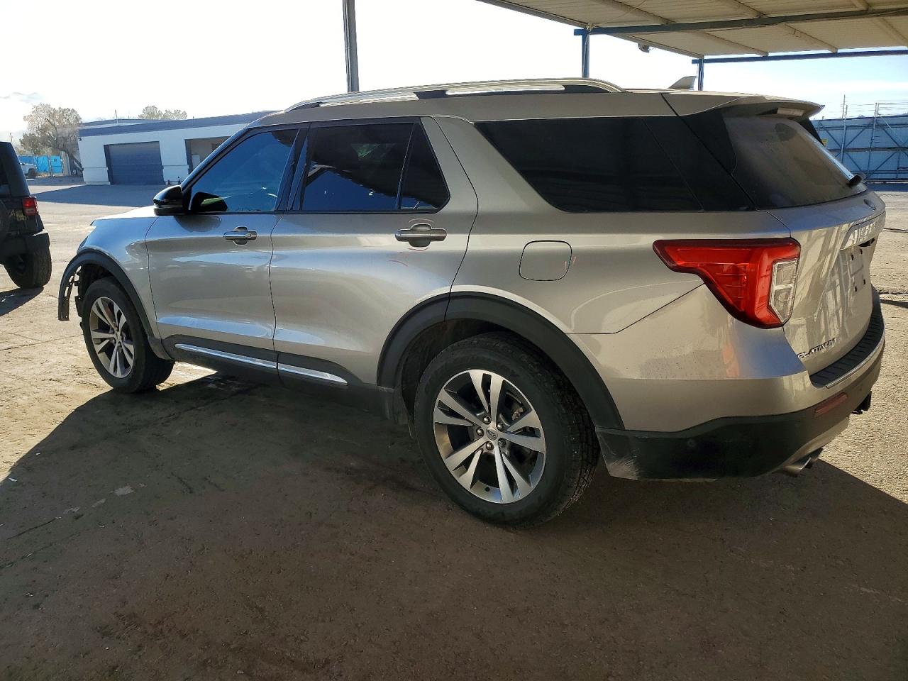 2020 FORD EXPLORER PLATINUM photo 2