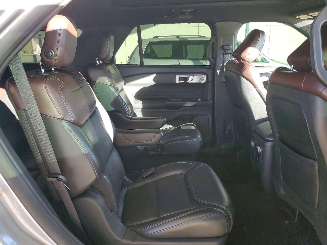 2020 FORD EXPLORER PLATINUM photo 11