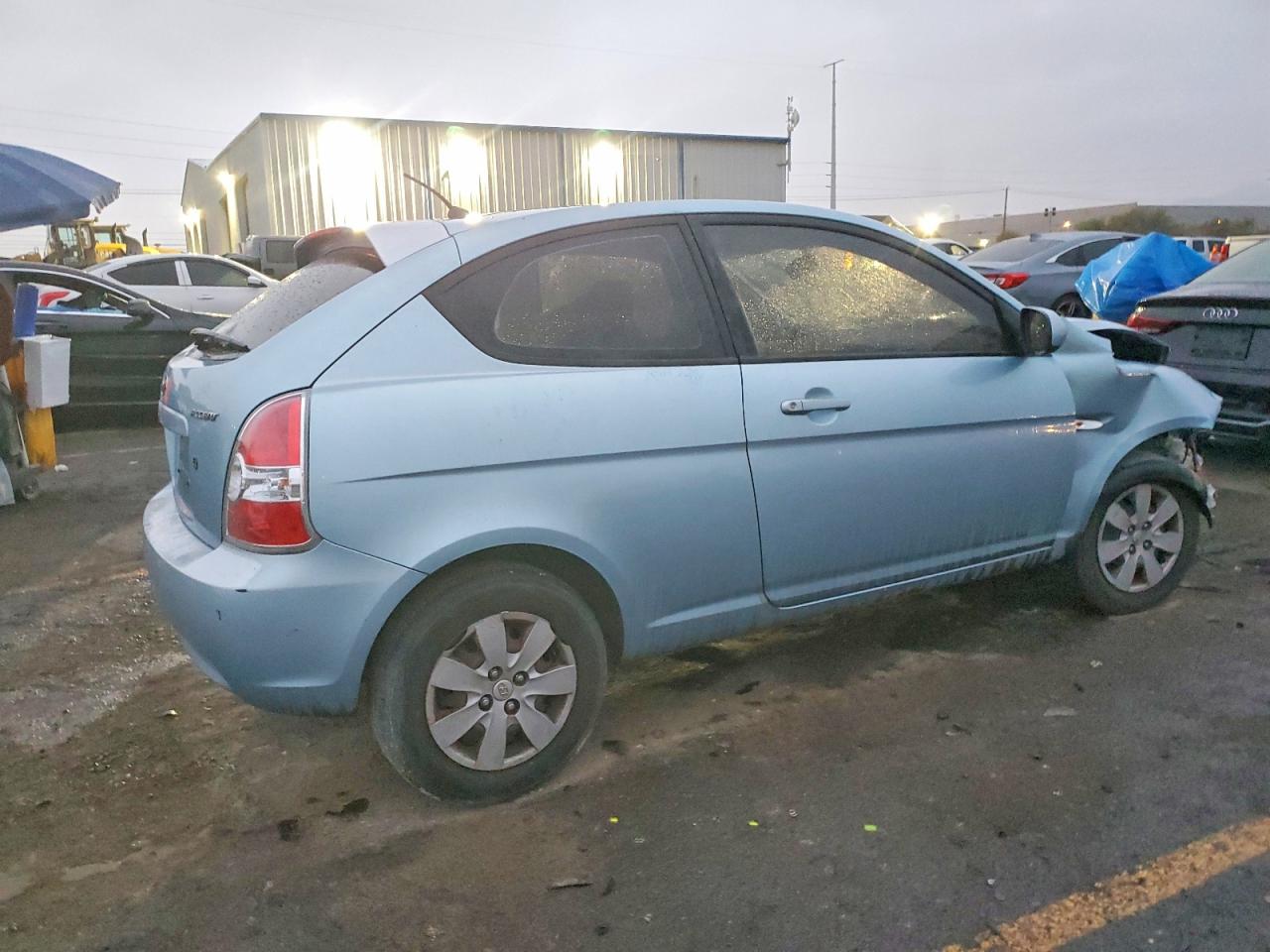 2010 HYUNDAI ACCENT BLUE photo 3