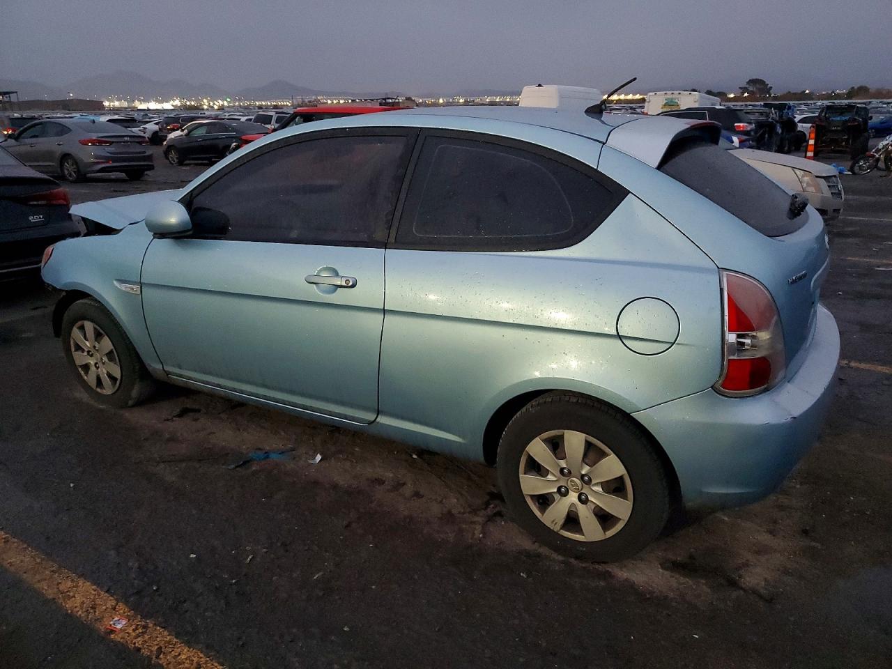 2010 HYUNDAI ACCENT BLUE photo 2