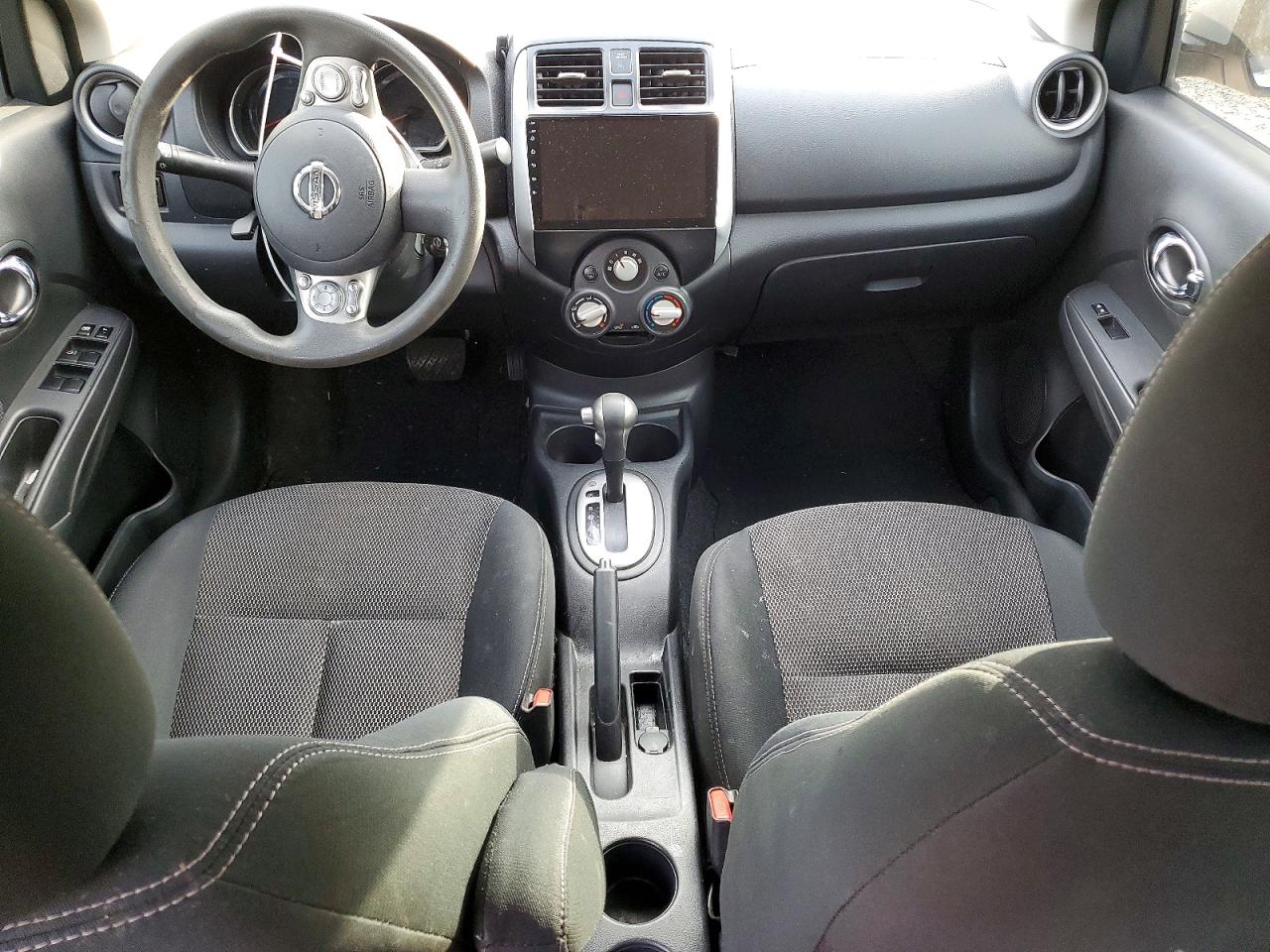 2014 NISSAN VERSA S photo 8