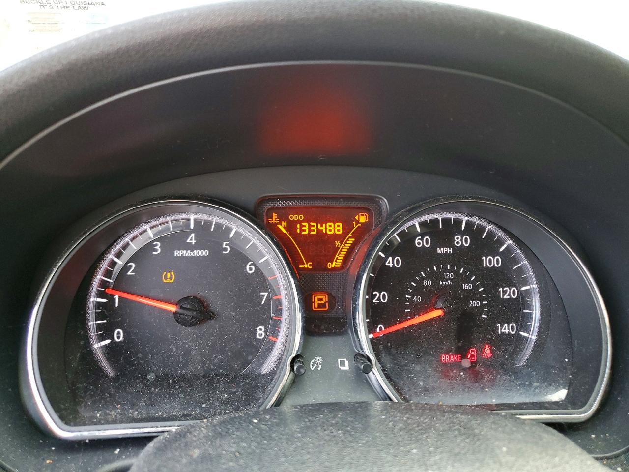 2014 NISSAN VERSA S photo 9