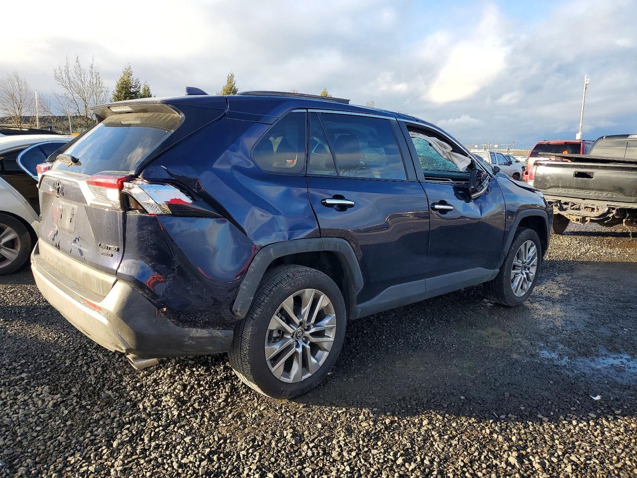 2025 TOYOTA RAV4 LIMITED photo 3