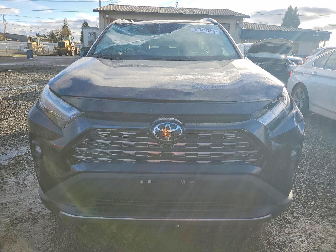 2025 TOYOTA RAV4 LIMITED photo 5
