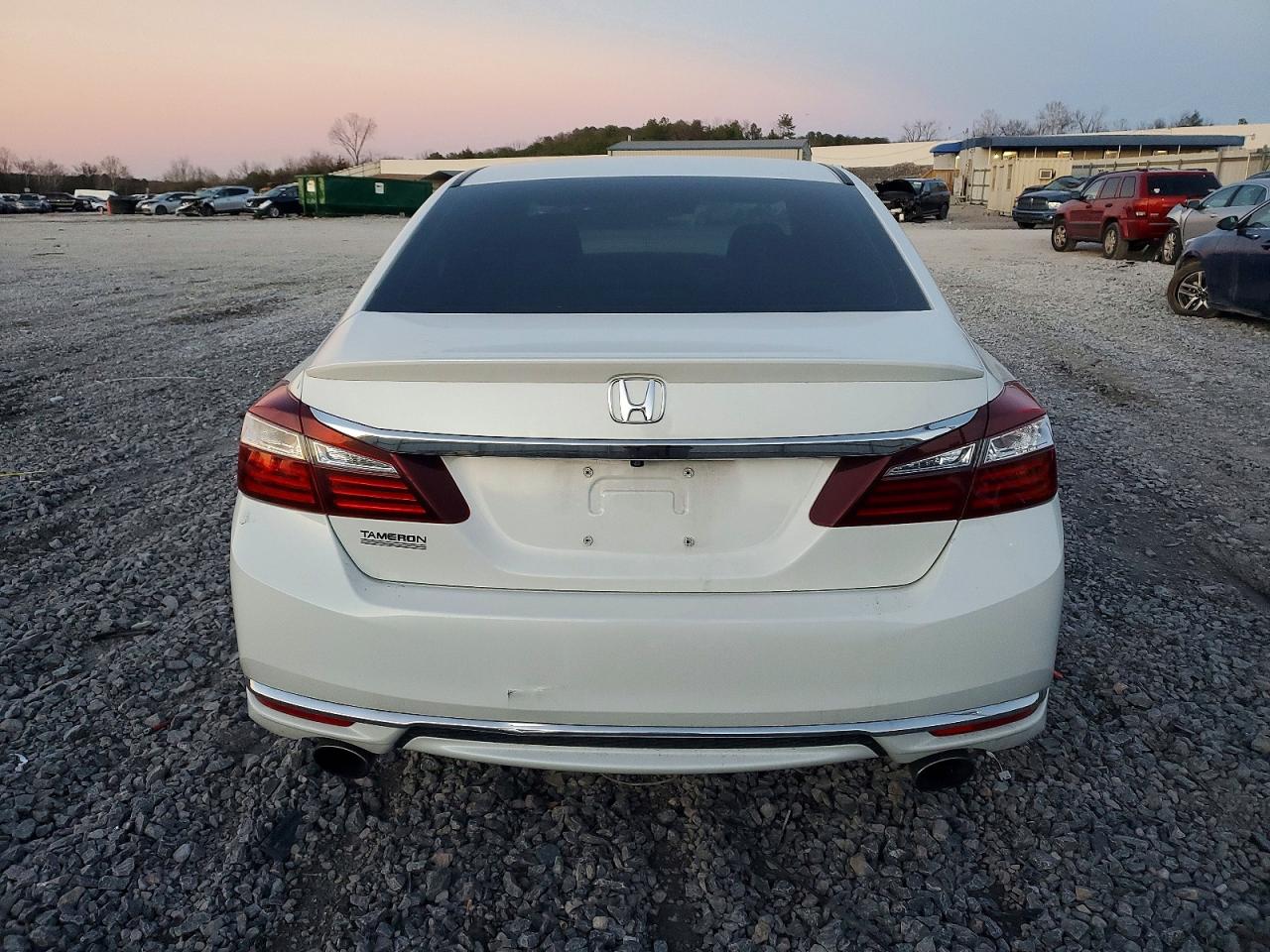 2016 HONDA ACCORD SPORT photo 11