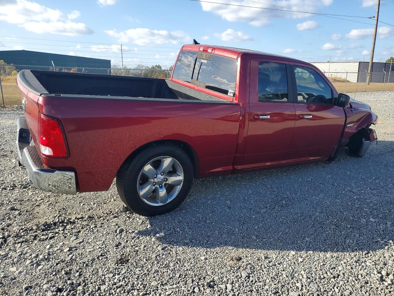 2013 RAM 1500 SLT photo 3