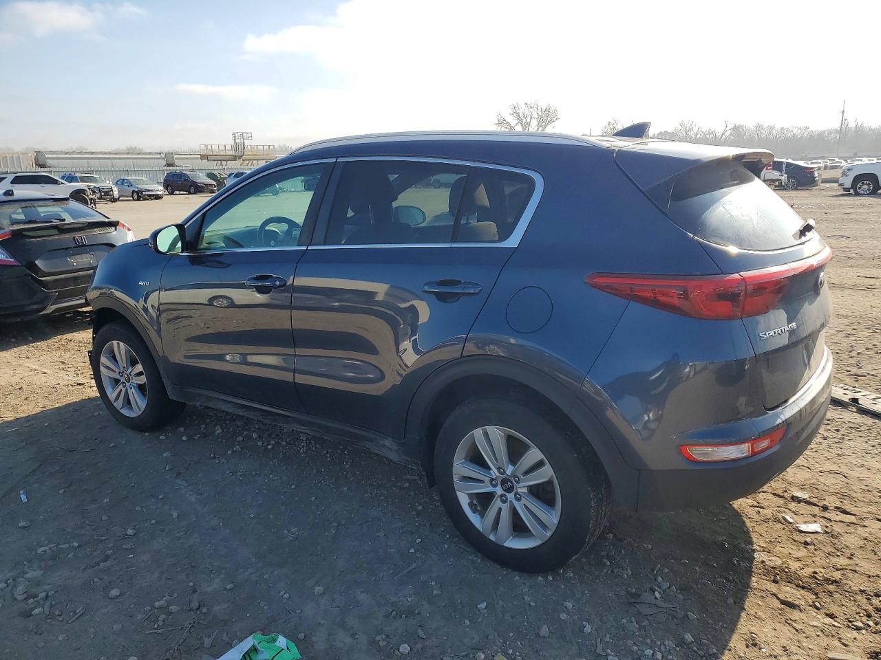 2017 KIA SPORTAGE LX photo 2