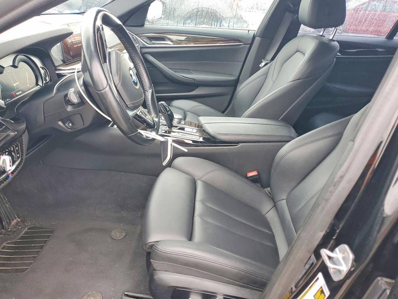 2019 BMW 530E photo 7