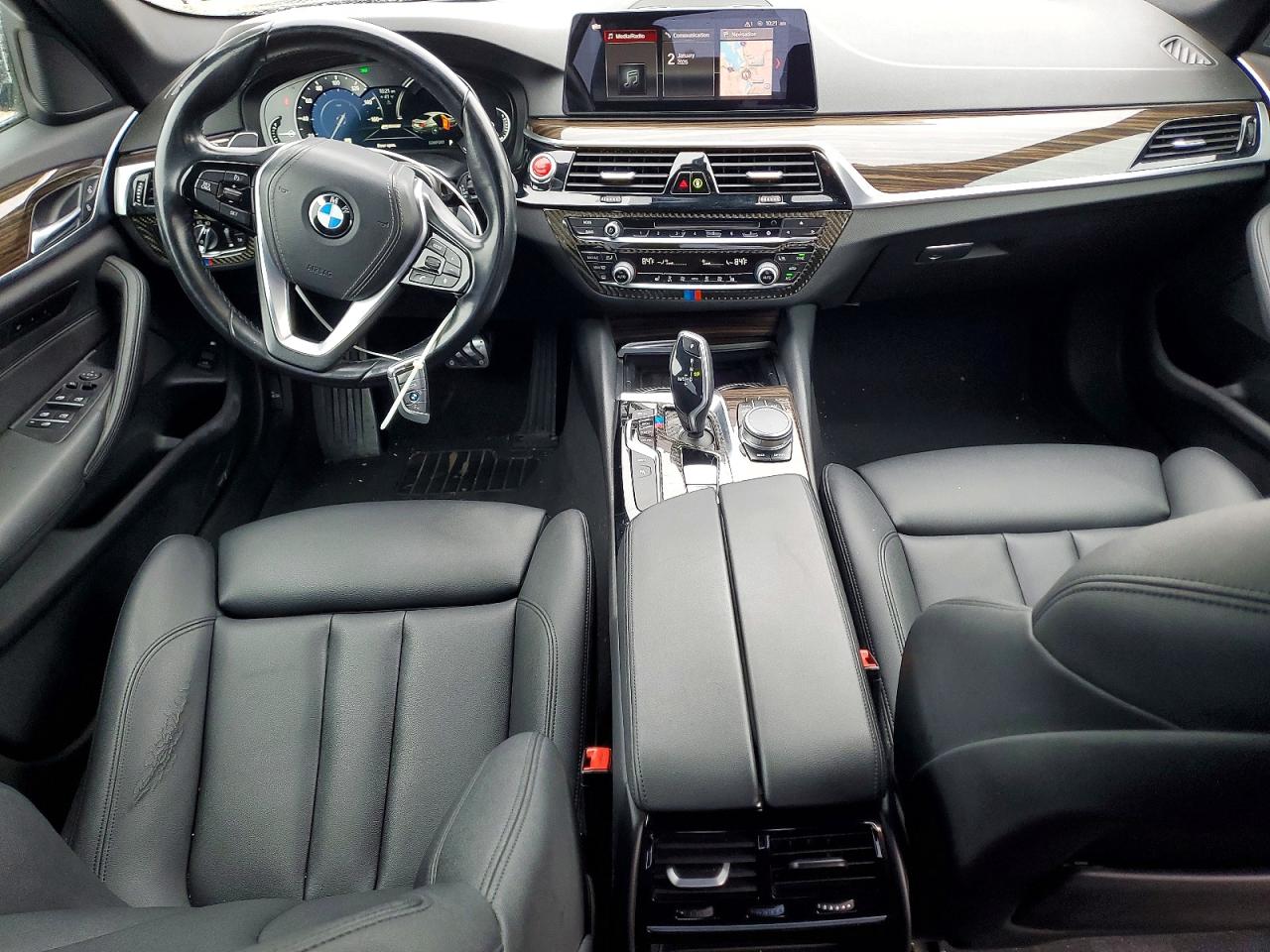 2019 BMW 530E photo 8