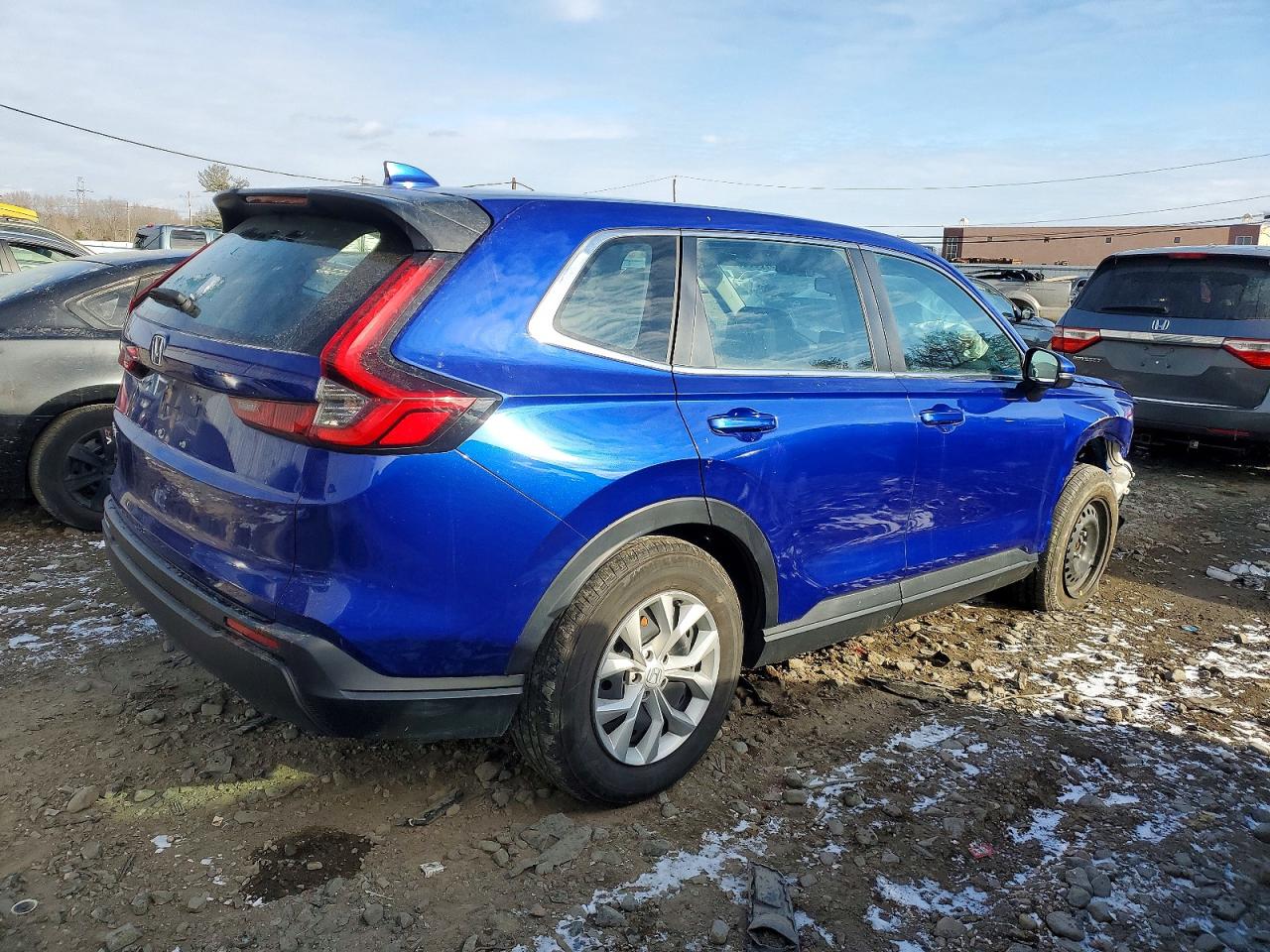 2024 HONDA CR-V LX photo 5