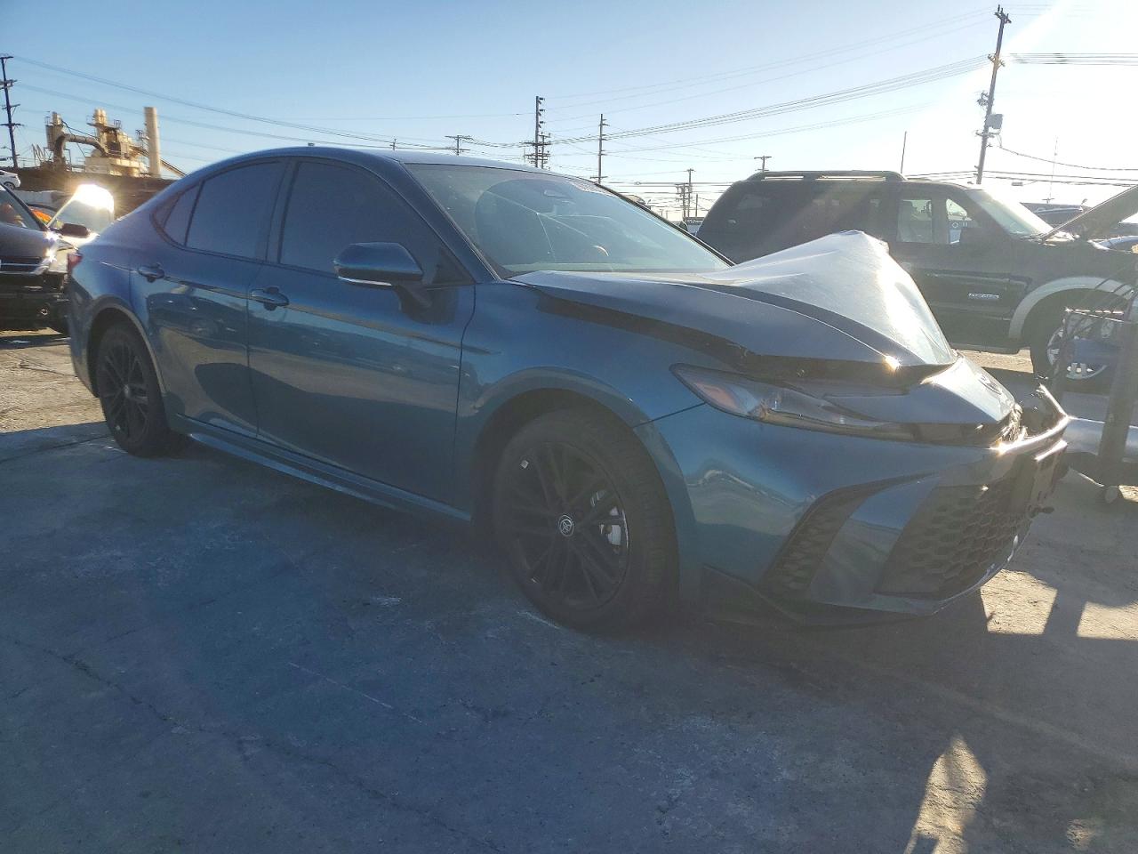2025 TOYOTA CAMRY XSE photo 4