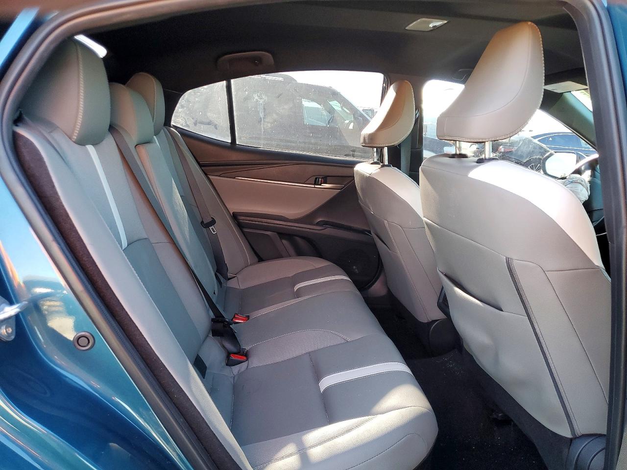 2025 TOYOTA CAMRY XSE photo 10