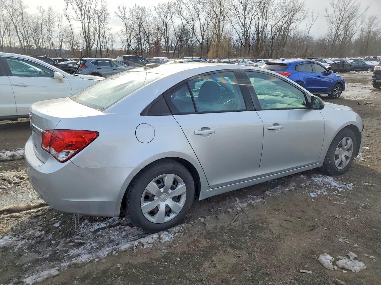 2016 CHEVROLET CRUZE LIMITED LS photo 3