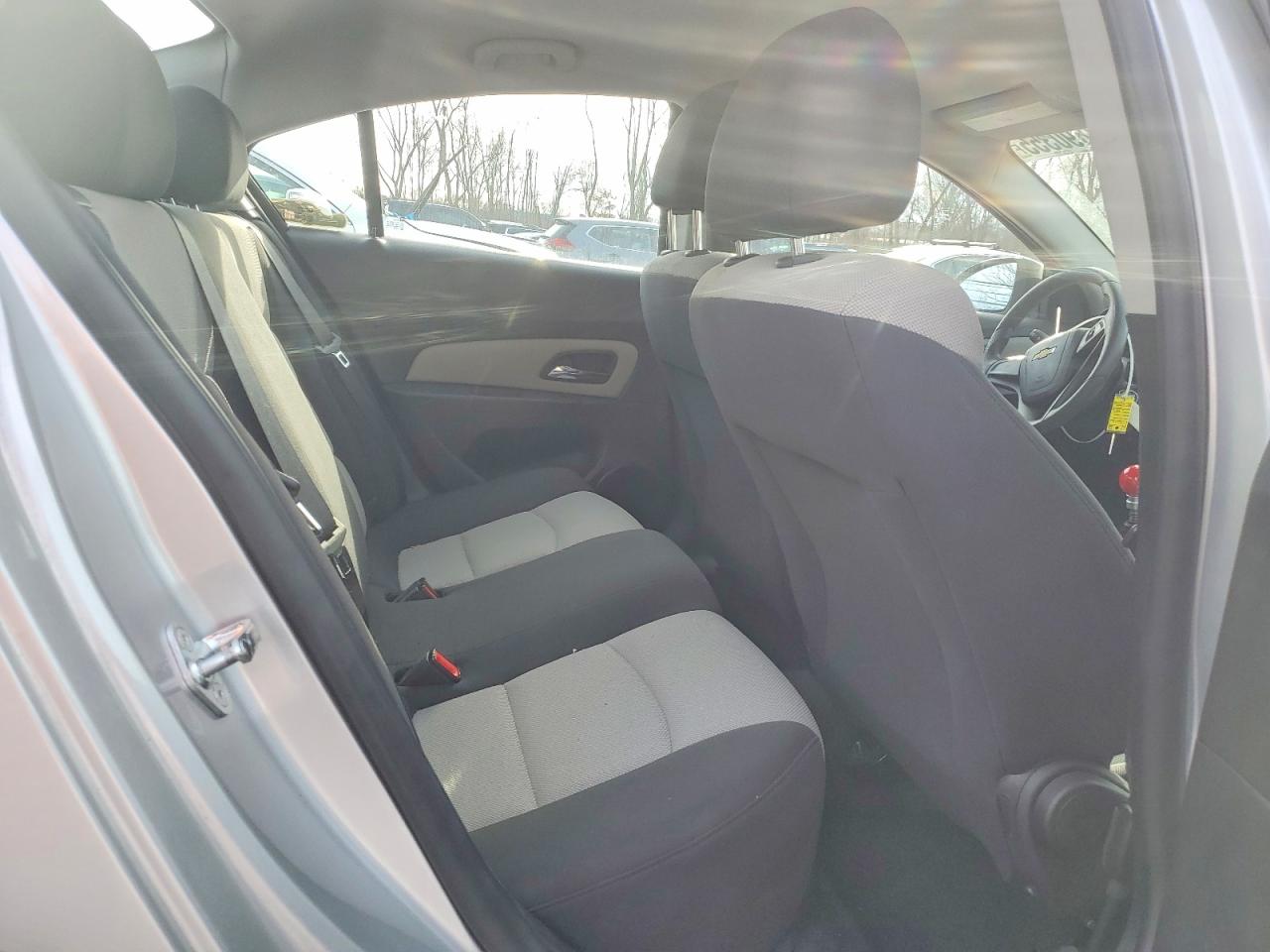 2016 CHEVROLET CRUZE LIMITED LS photo 10