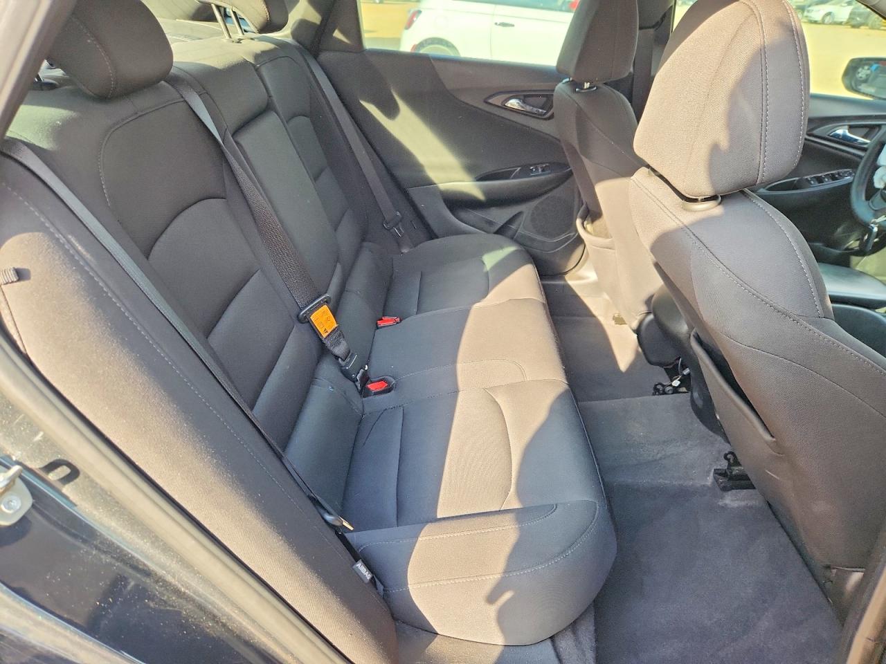 2018 CHEVROLET MALIBU LS photo 28