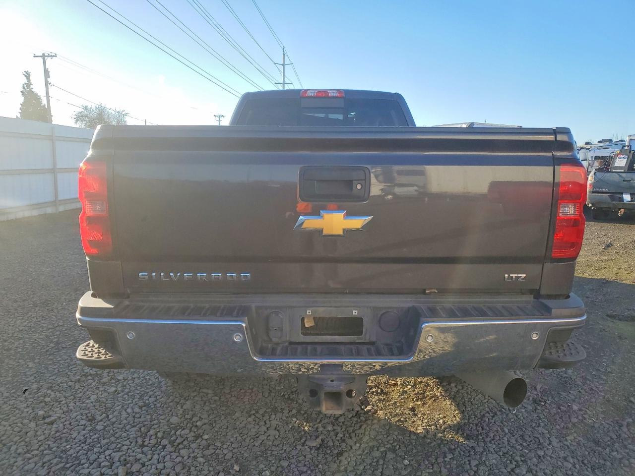 2015 CHEVROLET SILVERADO K3500 LTZ photo 6