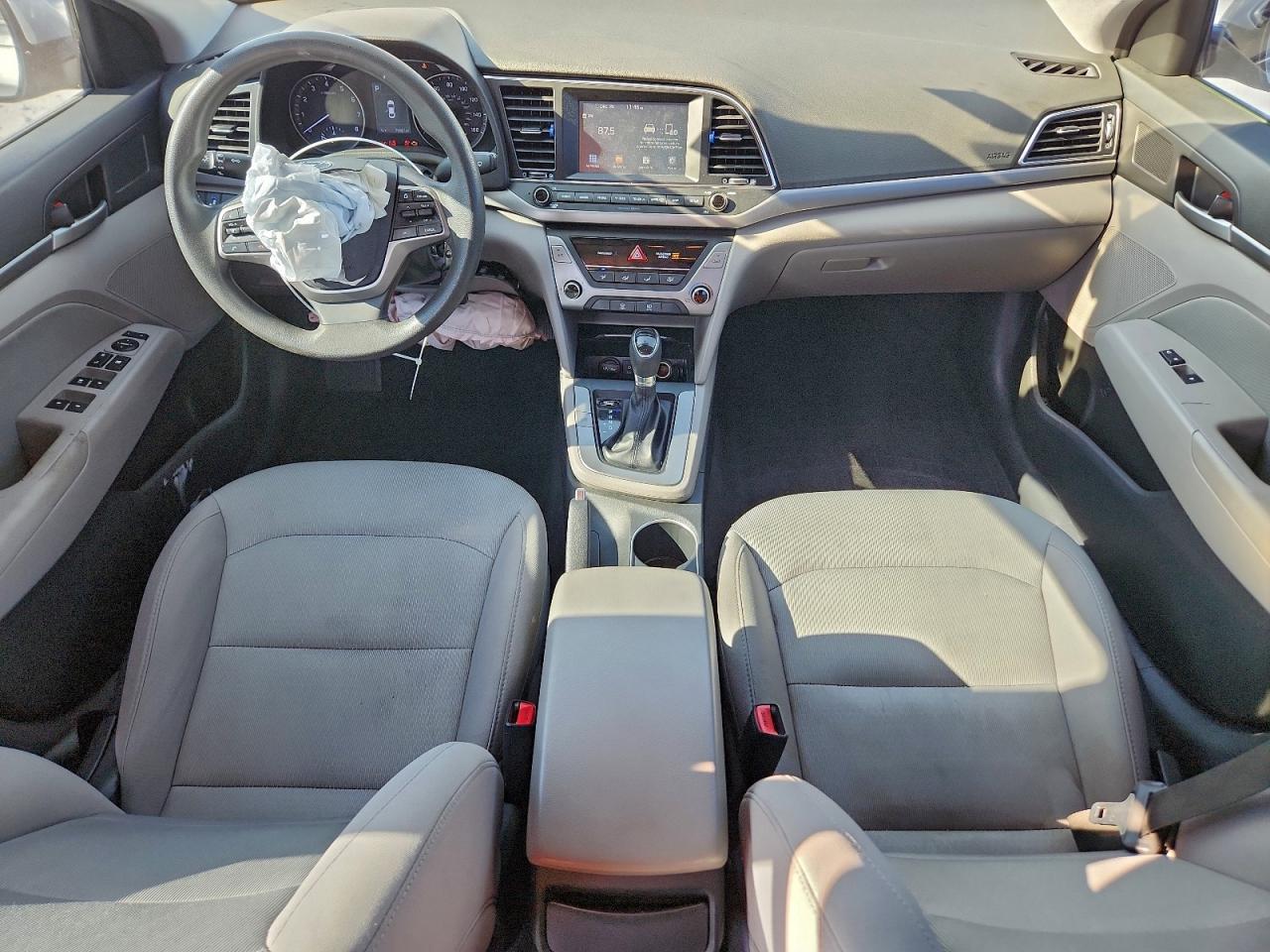 2018 HYUNDAI ELANTRA SEL photo 15