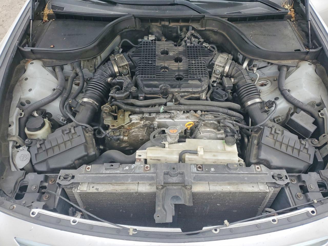 2013 INFINITI G37 photo 11