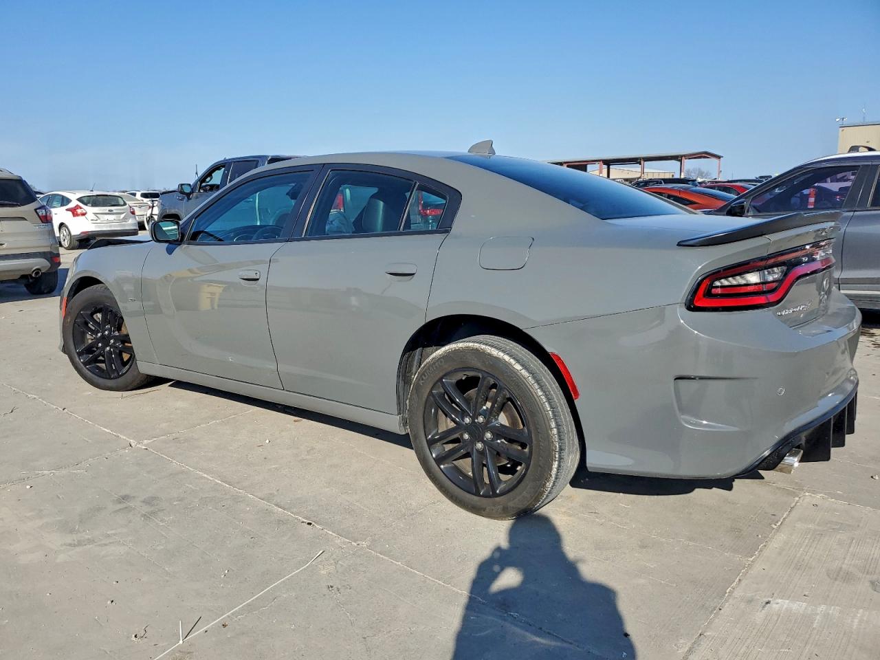 2018 DODGE CHARGER photo 2