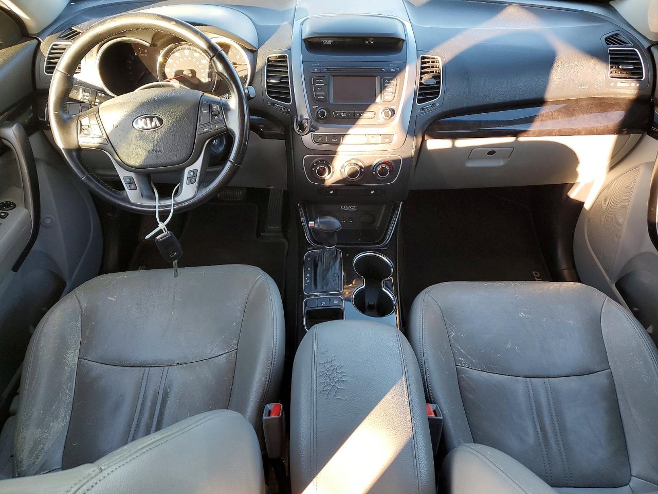 2014 KIA SORENTO LX photo 8