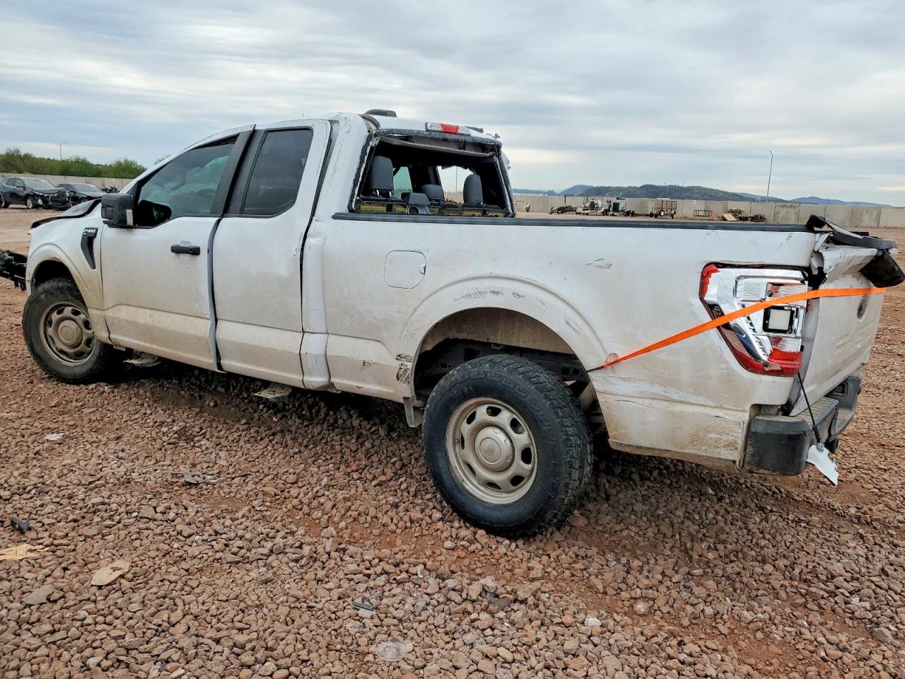 2021 FORD F150 SUPER CAB photo 2