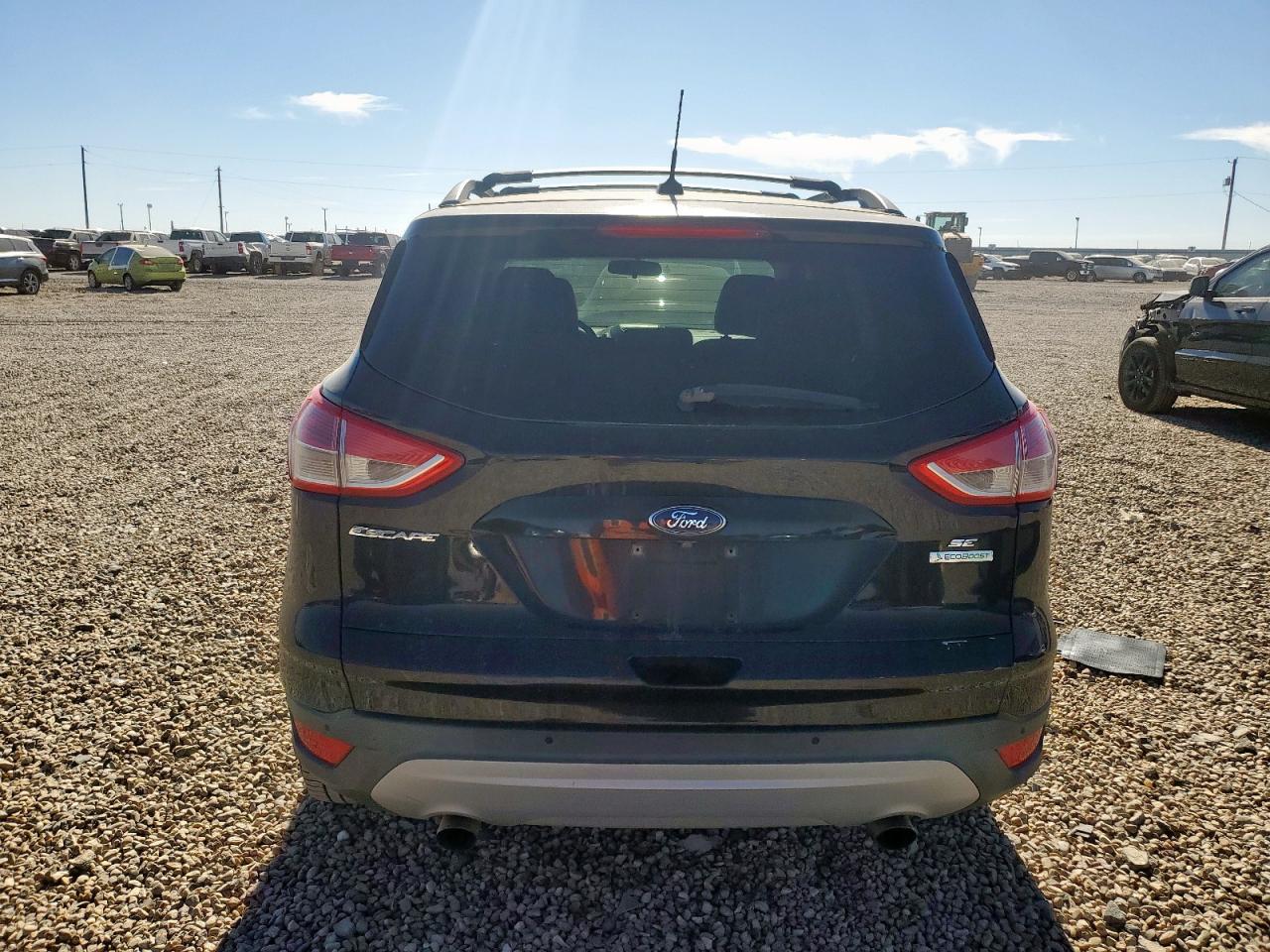 2016 FORD ESCAPE SE photo 6
