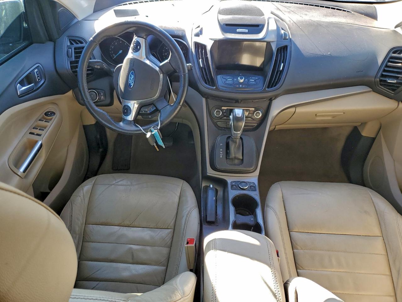 2016 FORD ESCAPE SE photo 8