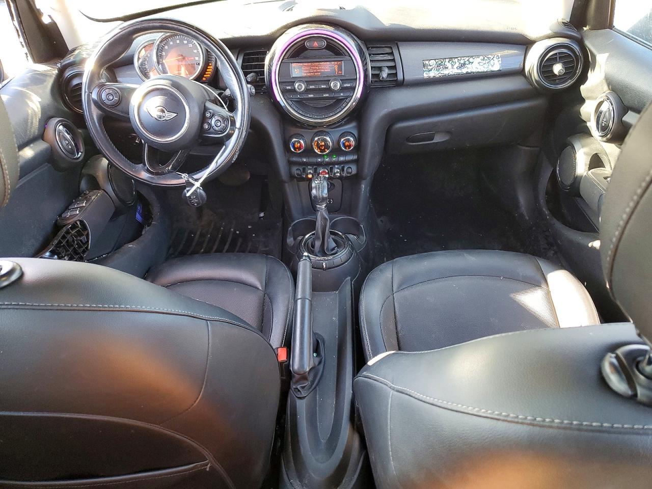 2016 MINI COOPER photo 8