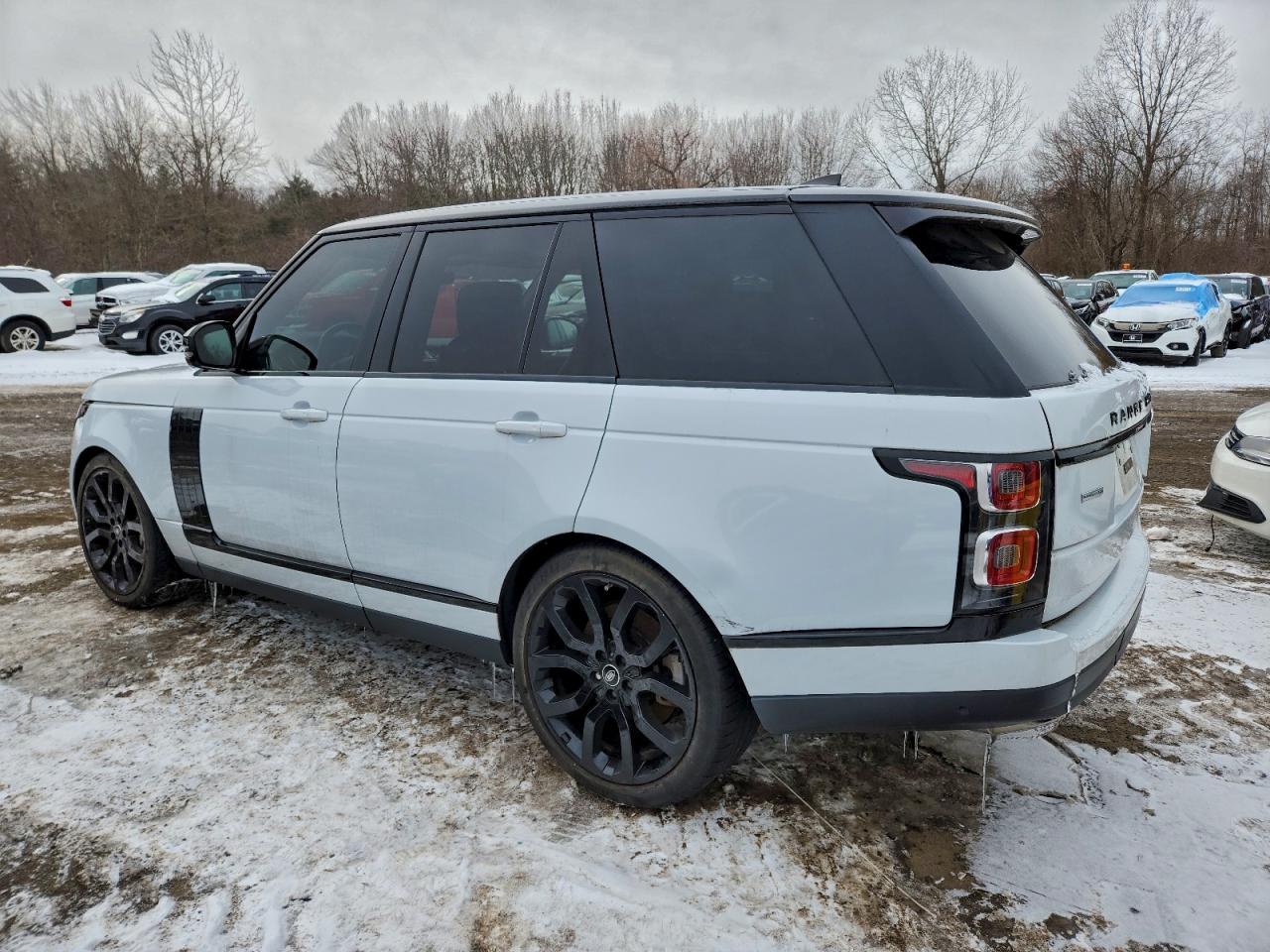 2018 LAND ROVER RANGE ROVER SUPERCHARGED photo 3