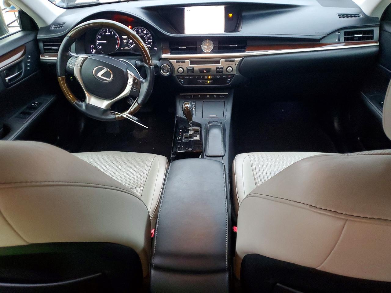 2013 LEXUS ES 350 photo 15