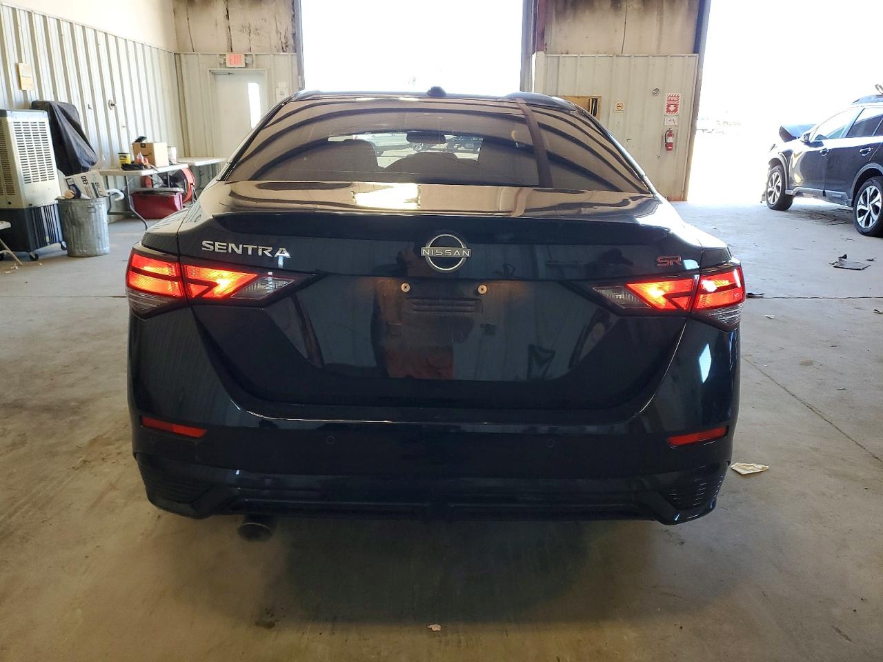 2025 NISSAN SENTRA SR photo 11