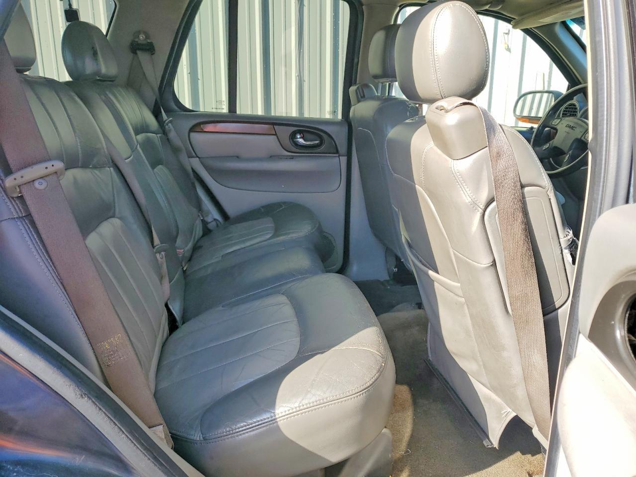 2003 GMC ENVOY photo 21