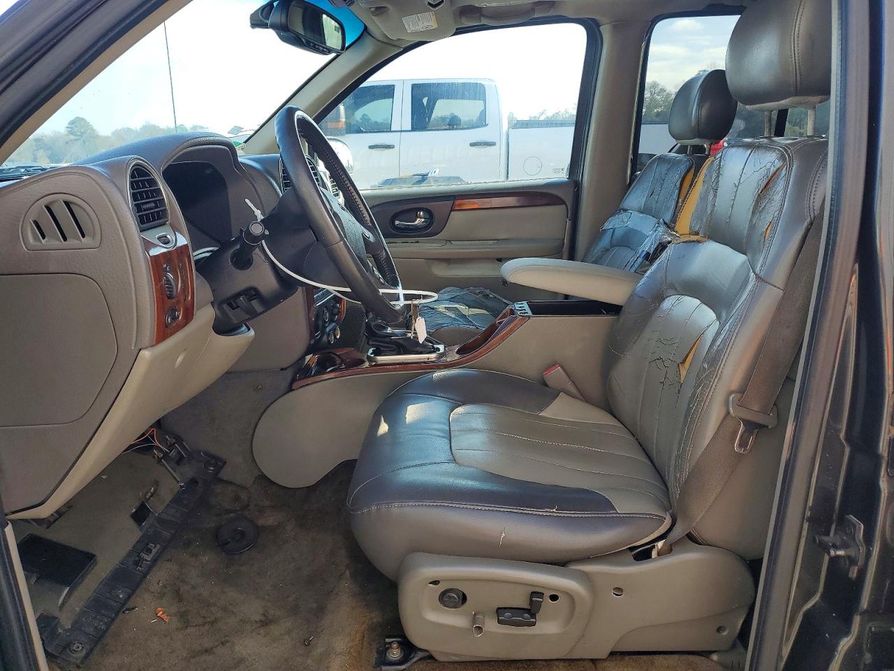2003 GMC ENVOY photo 13