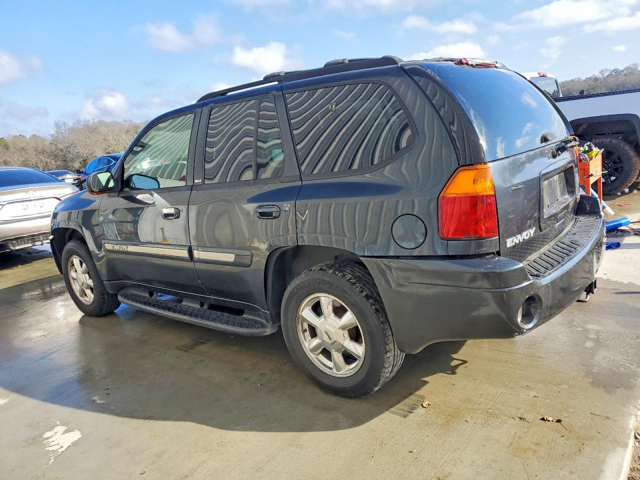 2003 GMC ENVOY photo 3