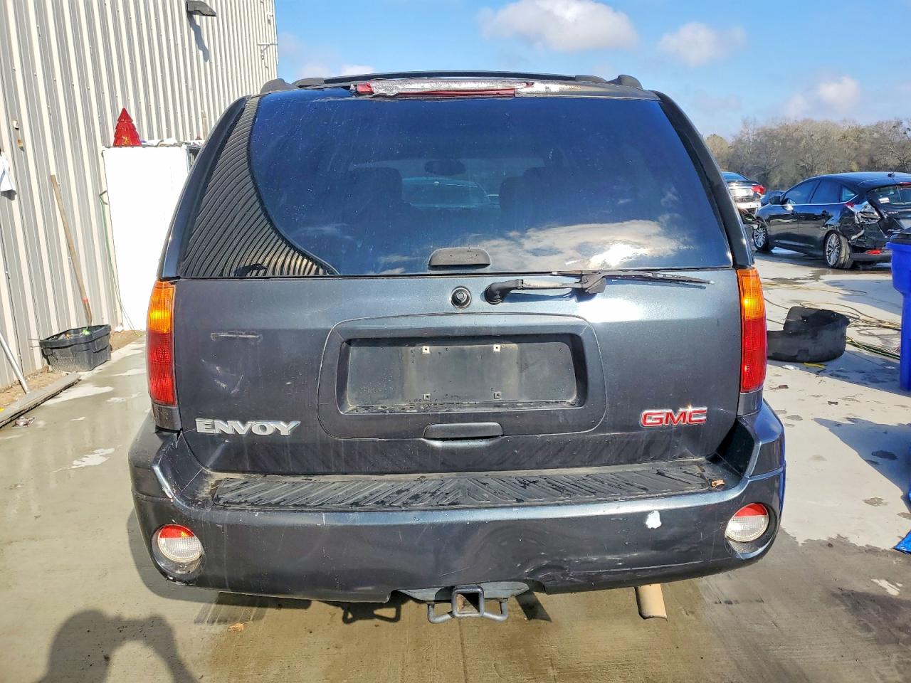2003 GMC ENVOY photo 11