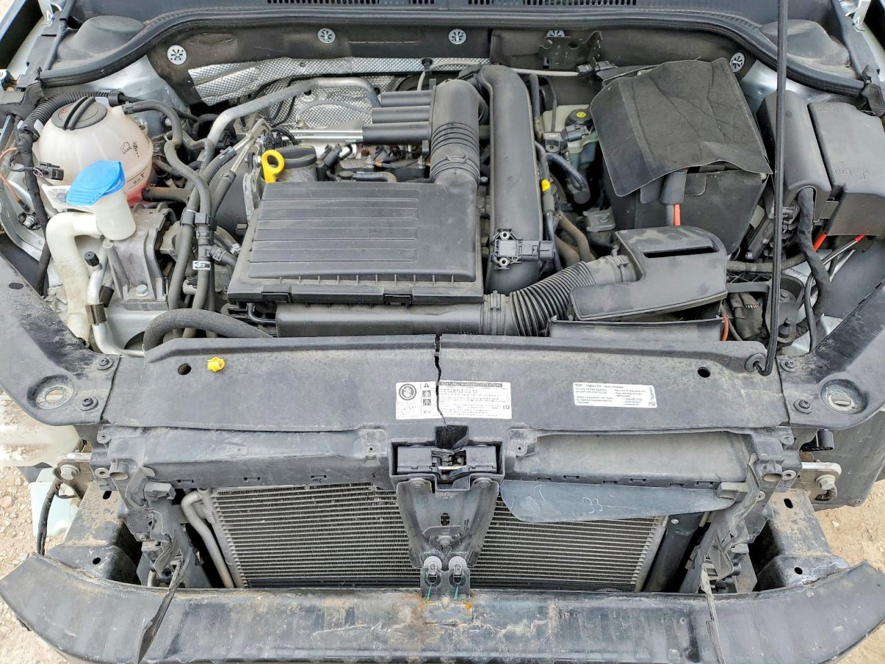 2016 VOLKSWAGEN JETTA S photo 11