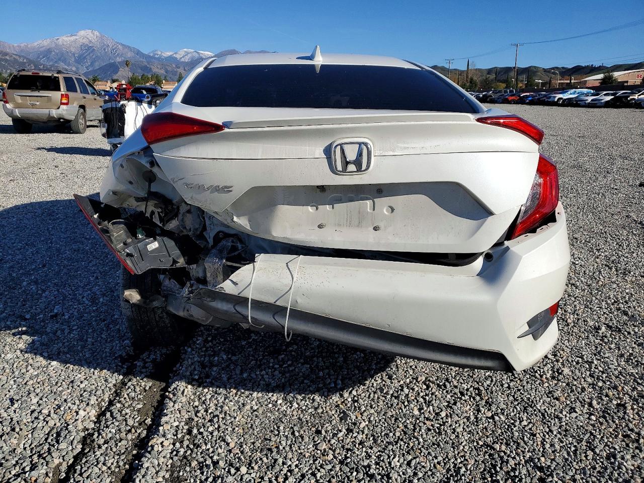 2017 HONDA CIVIC EXL photo 11