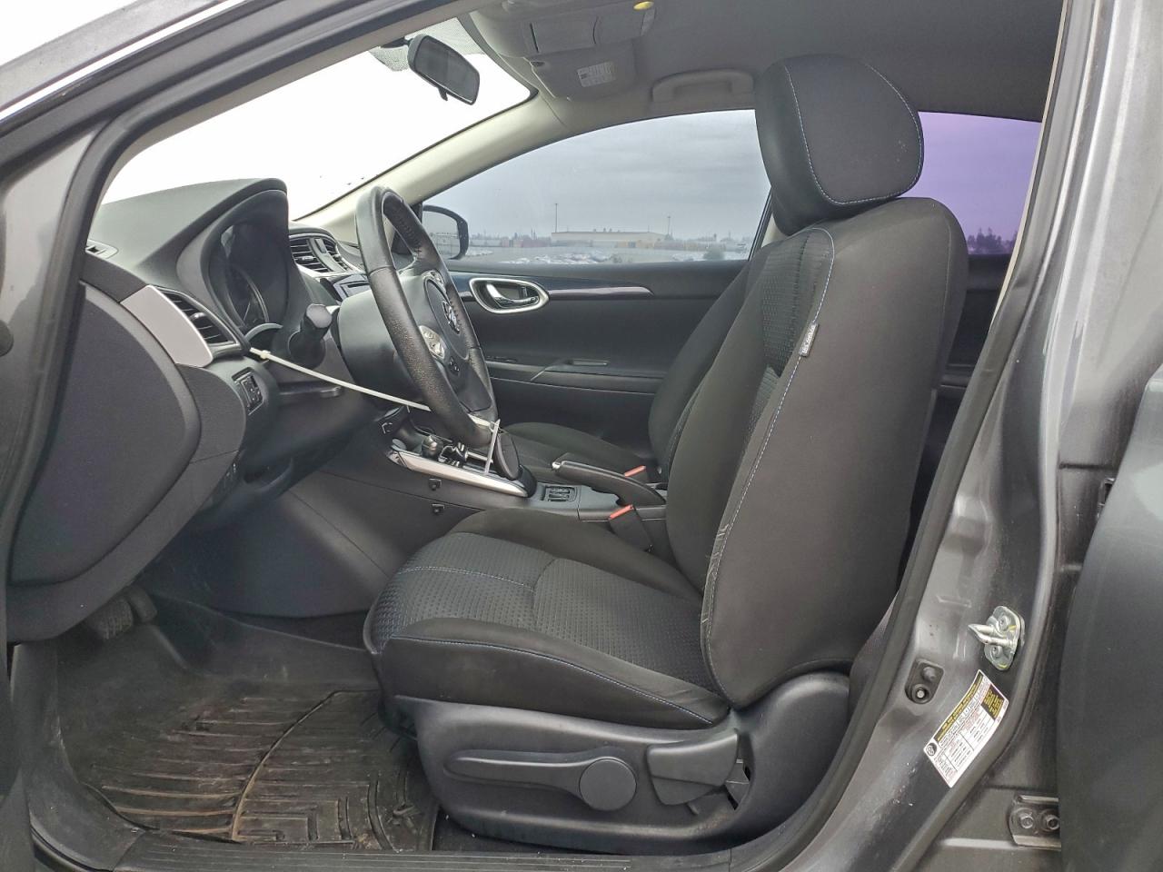 2019 NISSAN SENTRA S photo 13