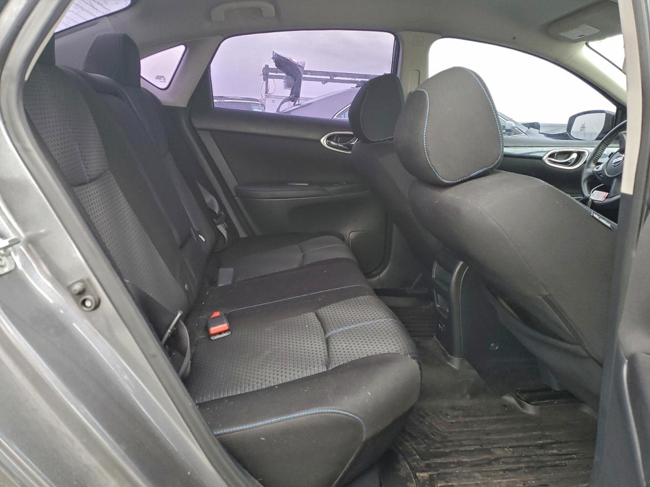 2019 NISSAN SENTRA S photo 19