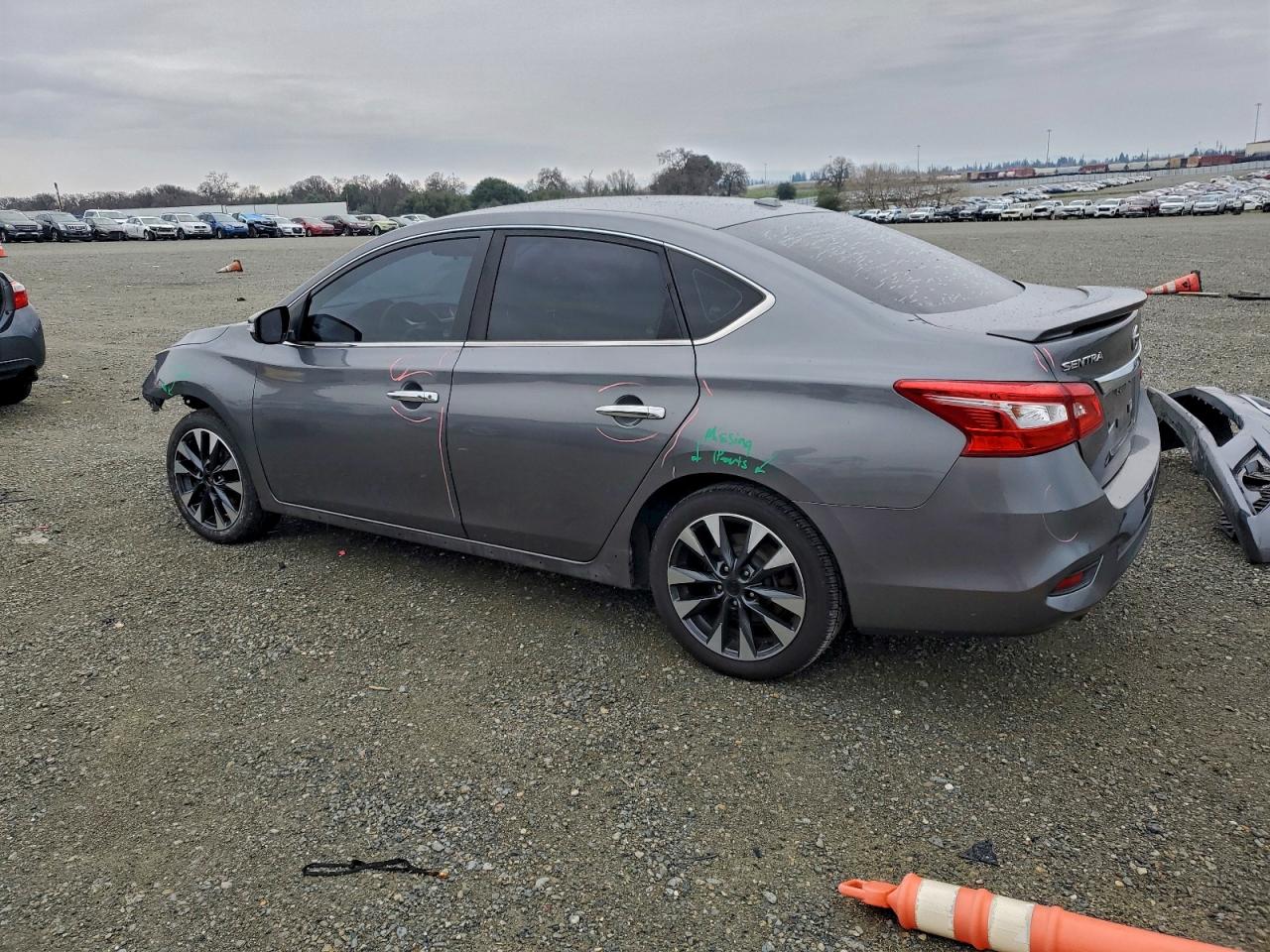 2019 NISSAN SENTRA S photo 3
